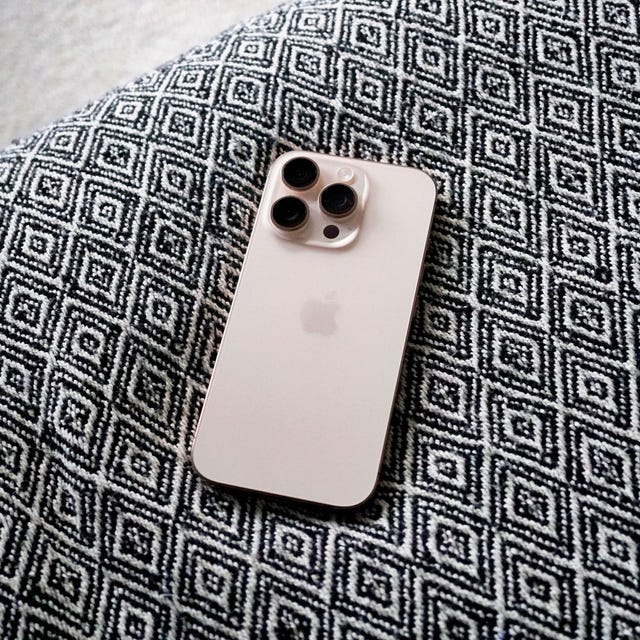 APPLE ED IPHONE XR 128GB BLACK (Used)